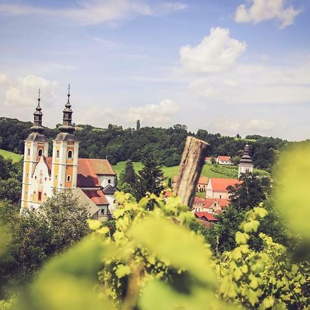 Kavana I Sobe Monika Hotel Grabrovnik Buitenkant foto